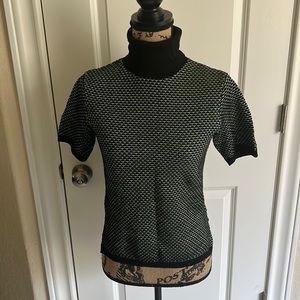 Lightweight turtleneck
